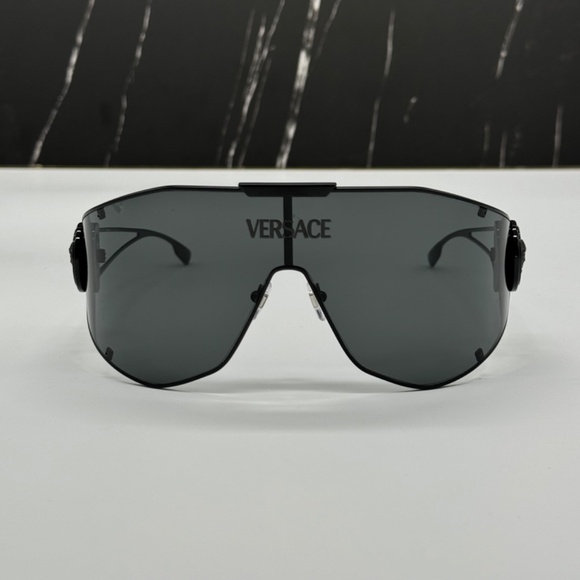 NEW VE2268 1433/87 VERSACE OVERSIZED VE2268 143387 BLACK METAL UNISEX SUNGLASSES - Picture 1 of 10